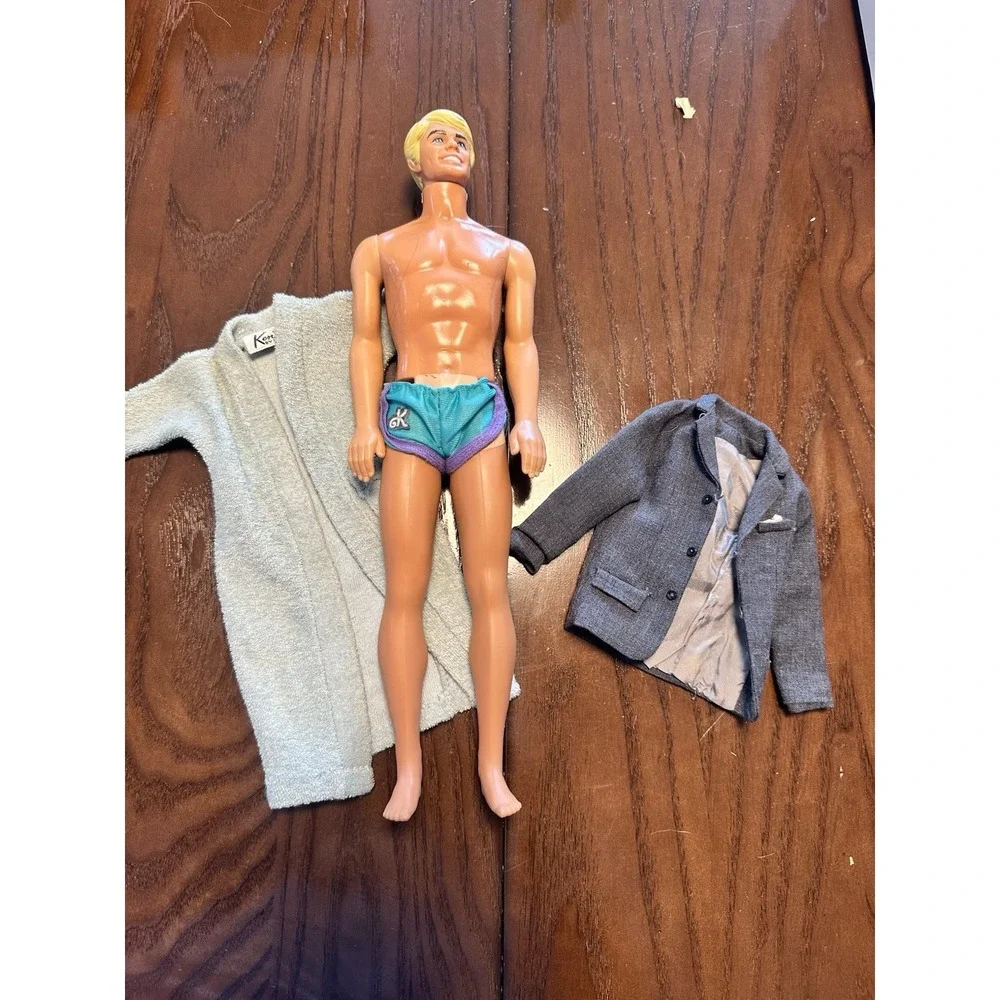 Vintage KEN Barbie Doll 1968 Mattel Hong Kong With Robe And Jacket - Picture 3 of 6